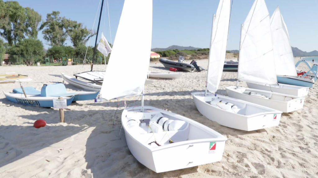 Villaggio Piscina Rei 몬테나이 외부 사진