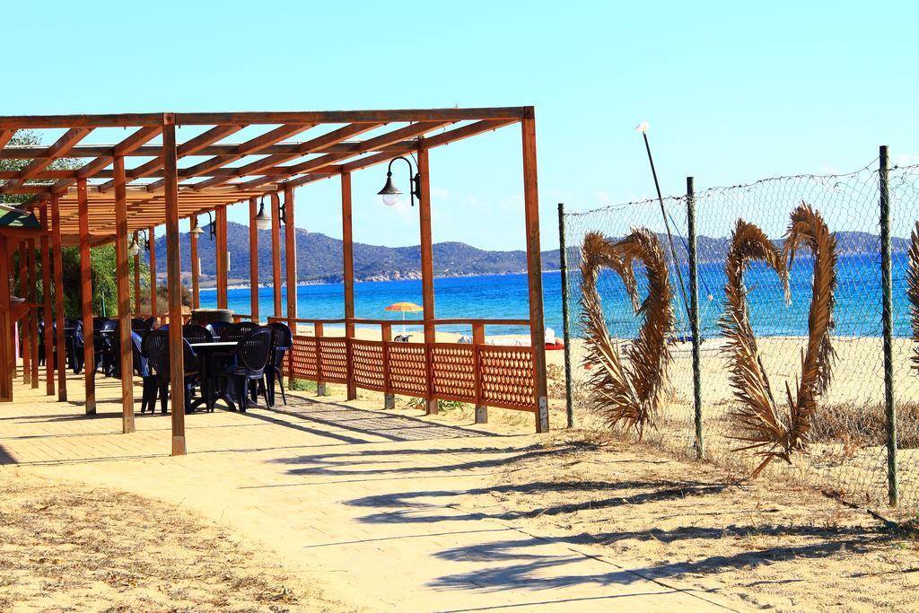 Villaggio Piscina Rei 몬테나이 외부 사진